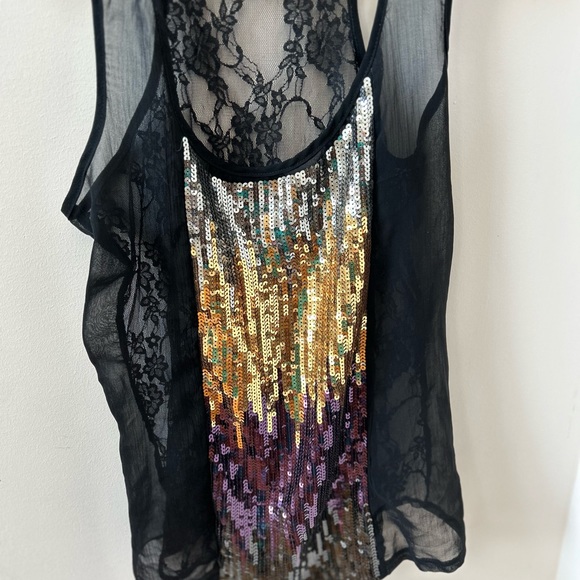 Sequence sheer black top top with net in the black - Picture 3 of 7